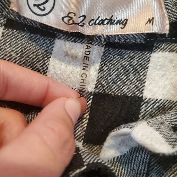 E2 clothing medium button down plaid shirt - Picture 6 of 8
